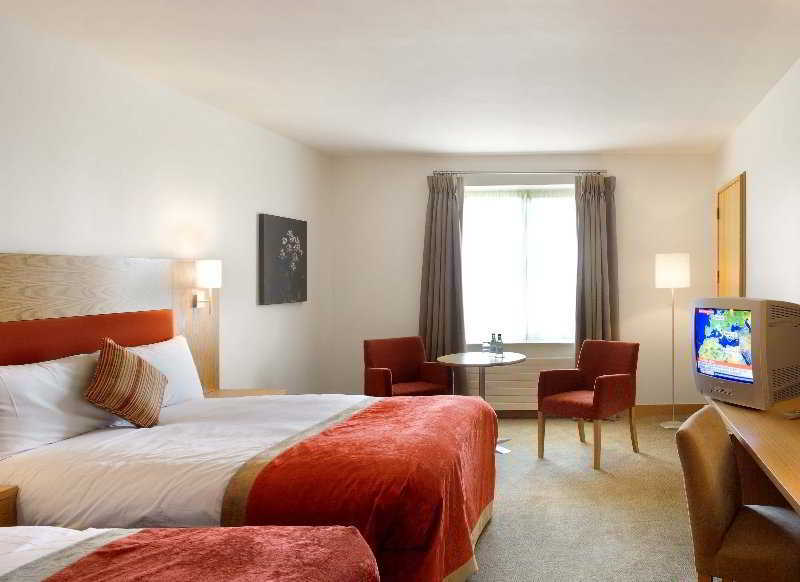 Maldron Hotel Portlaoise Екстер'єр фото