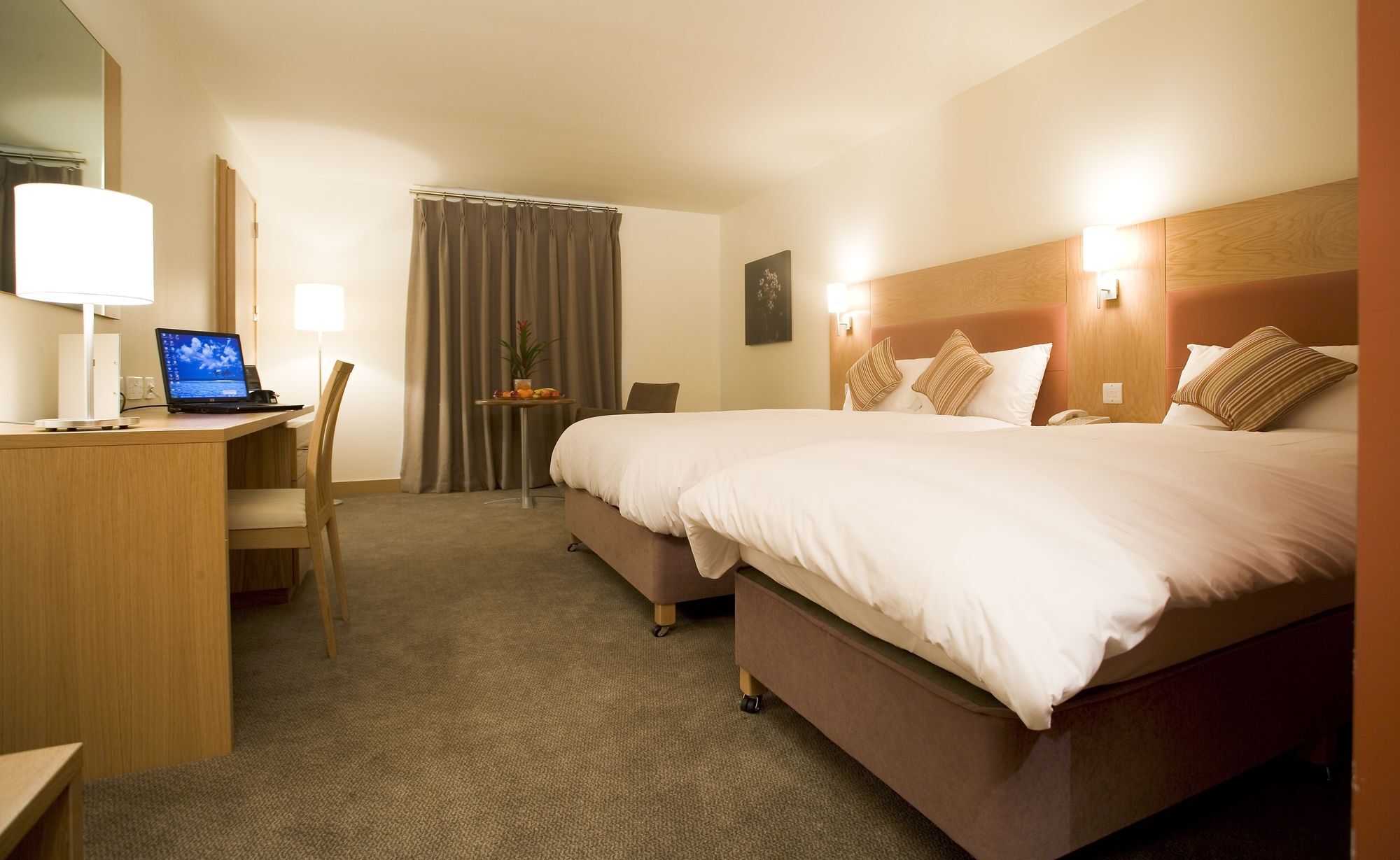 Maldron Hotel Portlaoise Екстер'єр фото
